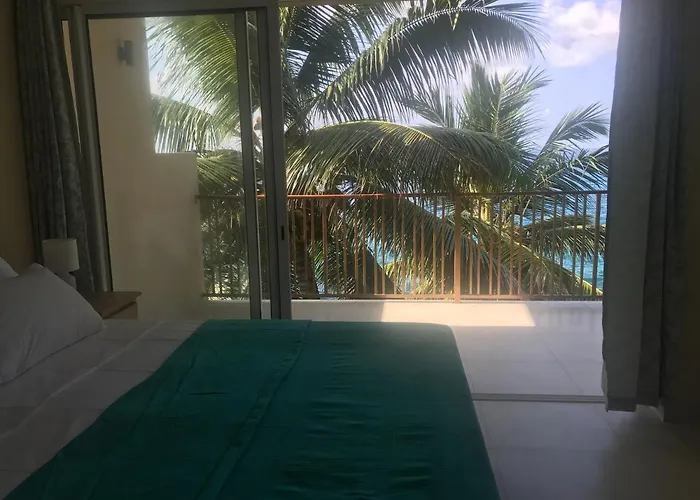Maka Bay Self Catering * Victoria