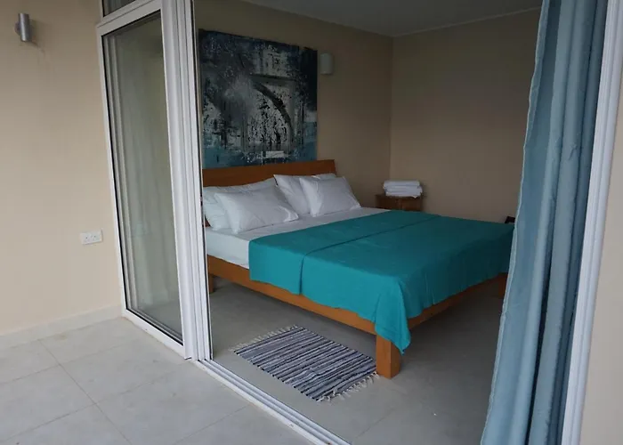 Maka Bay Self Catering * Victoria