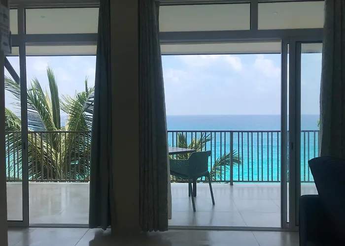 Maka Bay Self Catering Victoria