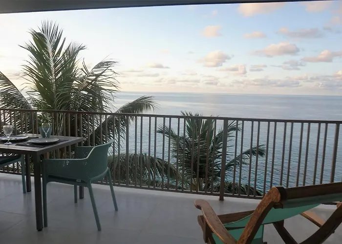 Maka Bay Self Catering * Victoria