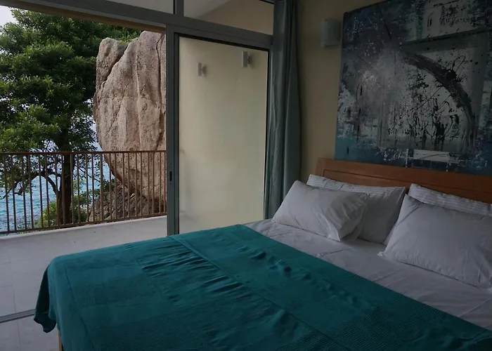 Lägenhet Maka Bay Self Catering