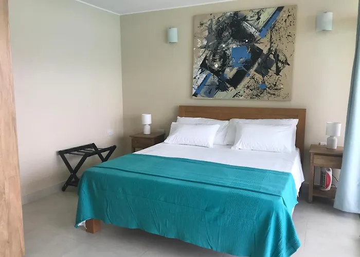 Lägenhet Maka Bay Self Catering Victoria
