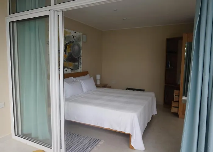Maka Bay Self Catering