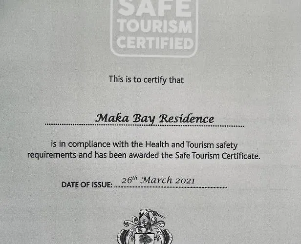 Maka Bay Self Catering *
